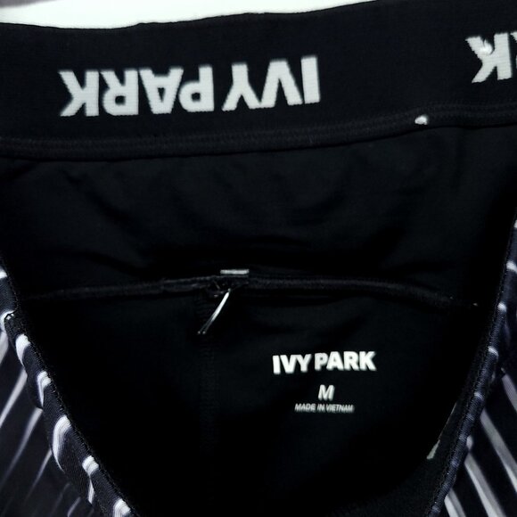 Ivy Park Women's Allover Print Leggings Size Medium - Picture 6 of 12